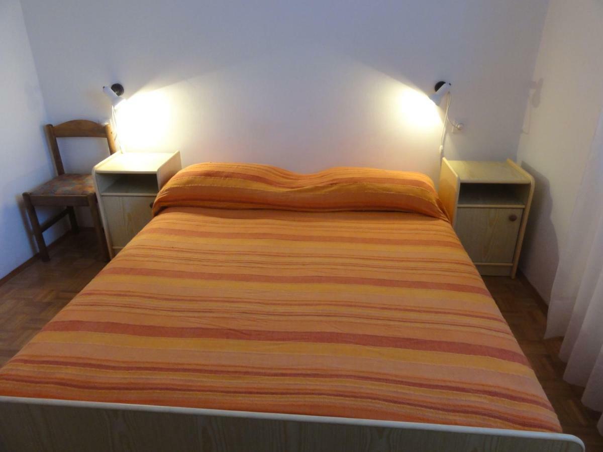 Nice And Cozy Apartment Ferry In Medulin Extérieur photo