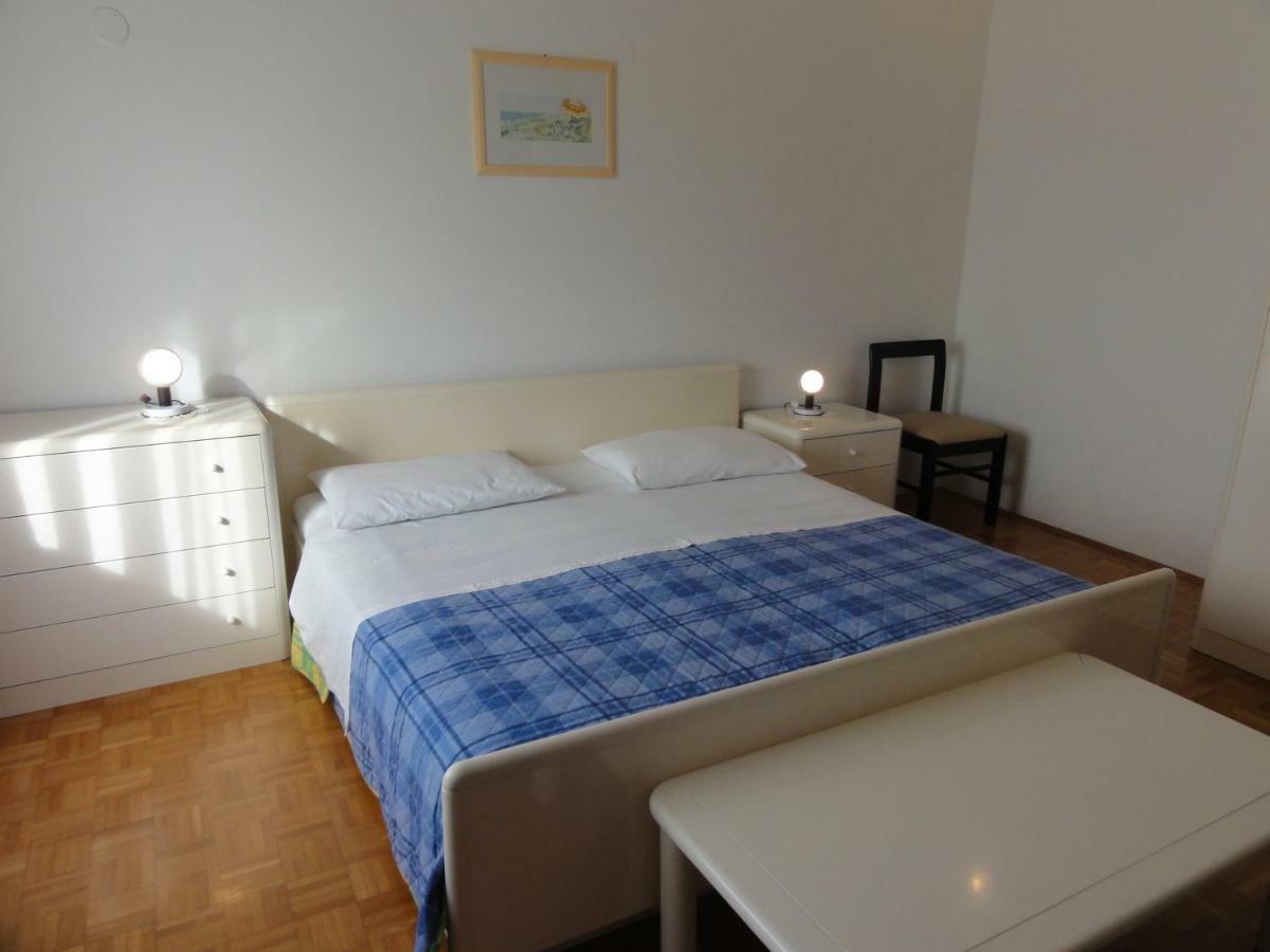 Nice And Cozy Apartment Ferry In Medulin Extérieur photo