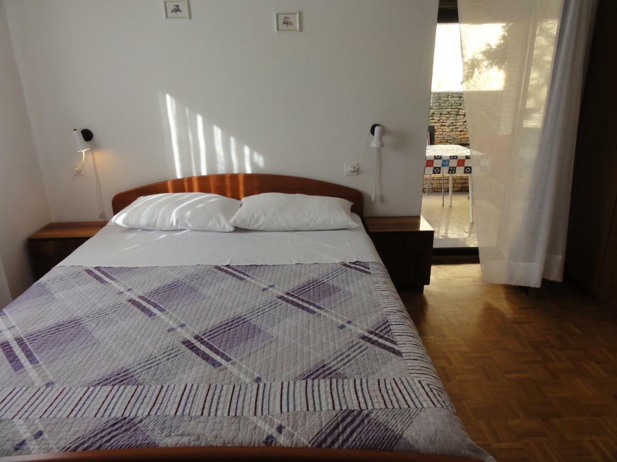 Nice And Cozy Apartment Ferry In Medulin Extérieur photo