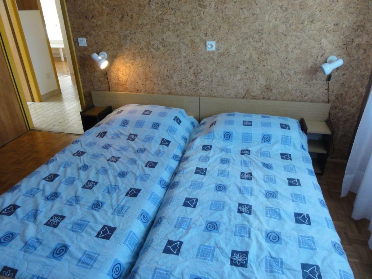 Nice And Cozy Apartment Ferry In Medulin Extérieur photo